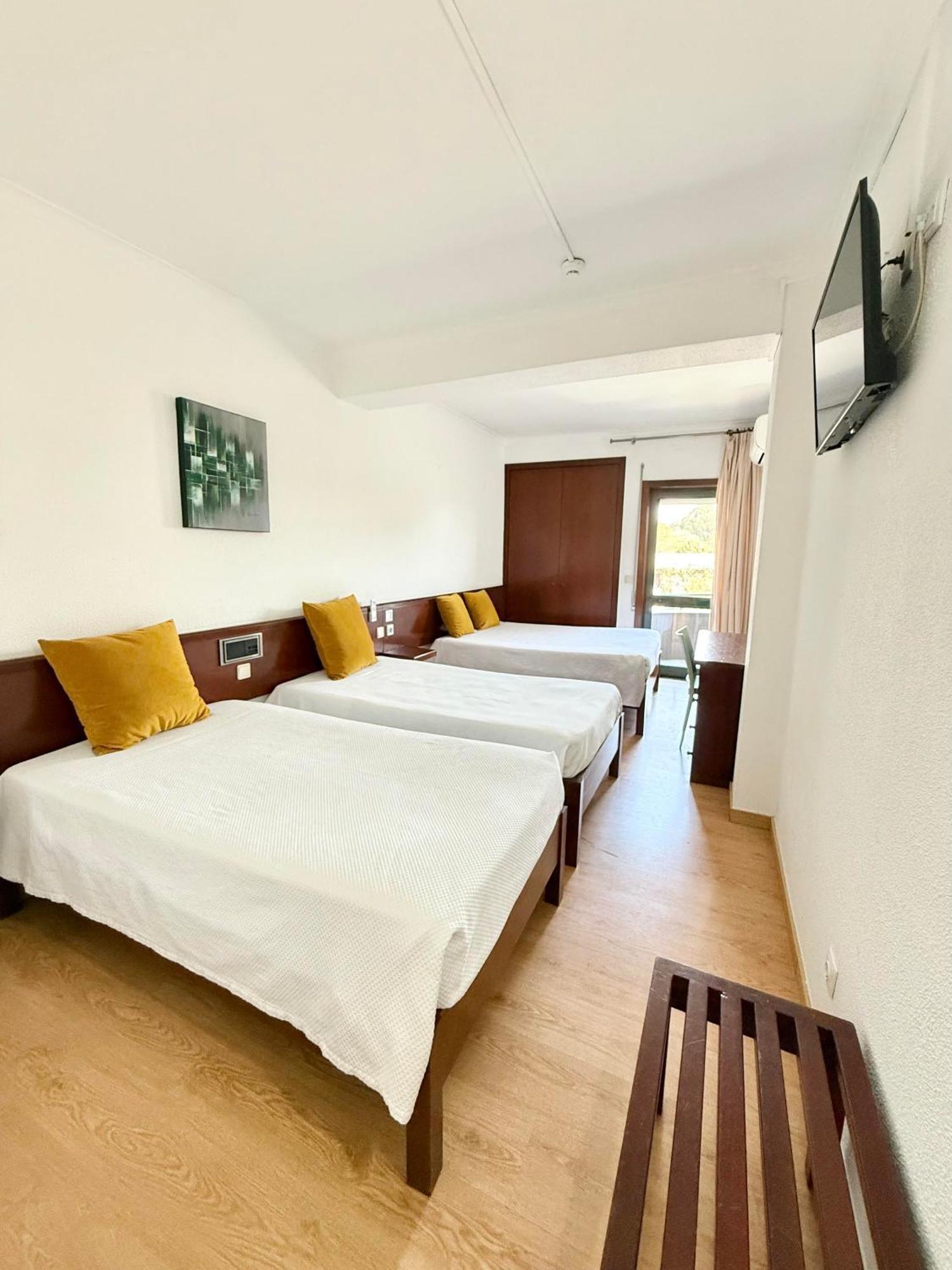 Отель Residencial Dona Teresa Мая Экстерьер фото