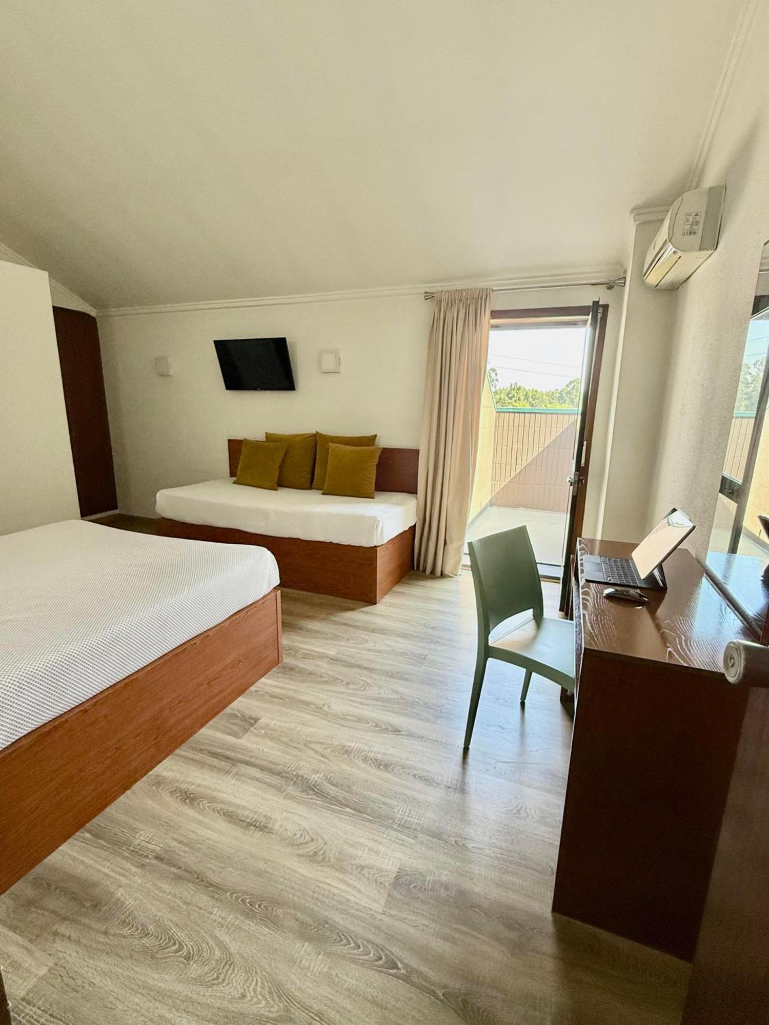 Отель Residencial Dona Teresa Мая Экстерьер фото